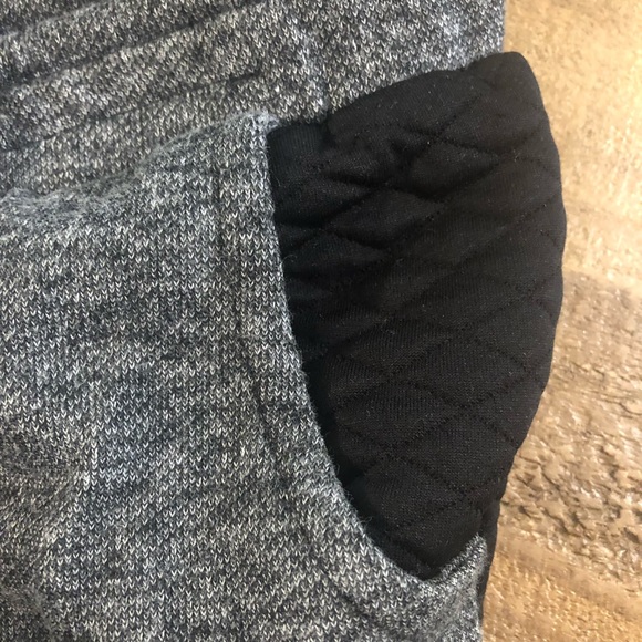 🚫 SOLD | Gray & Black Jogger Pull on Sweatpants w/ Pockets - Picture 6 of 10